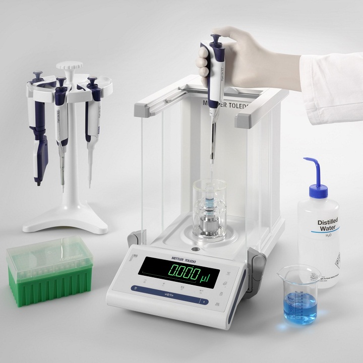 ترازوی آزمایشگاهی متلرتولدو مدل MS205DU